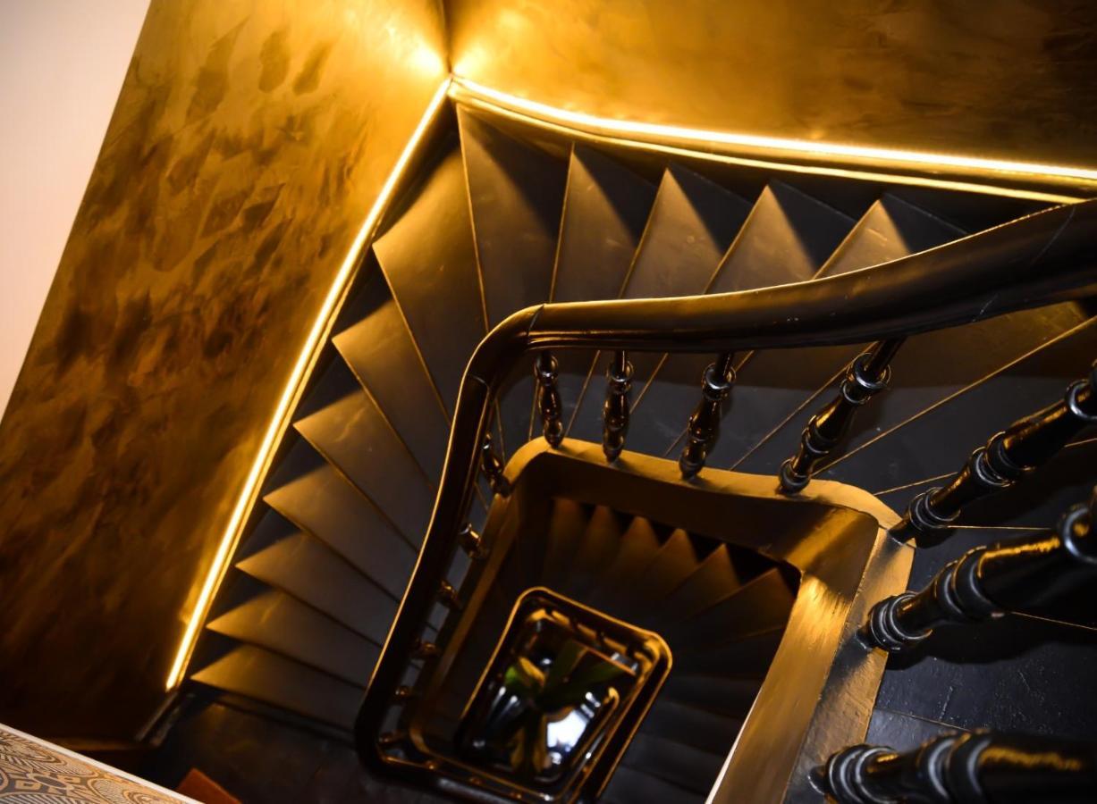 Sleep Inn - Black And Gold Loft Antwerp Cityview Dış mekan fotoğraf