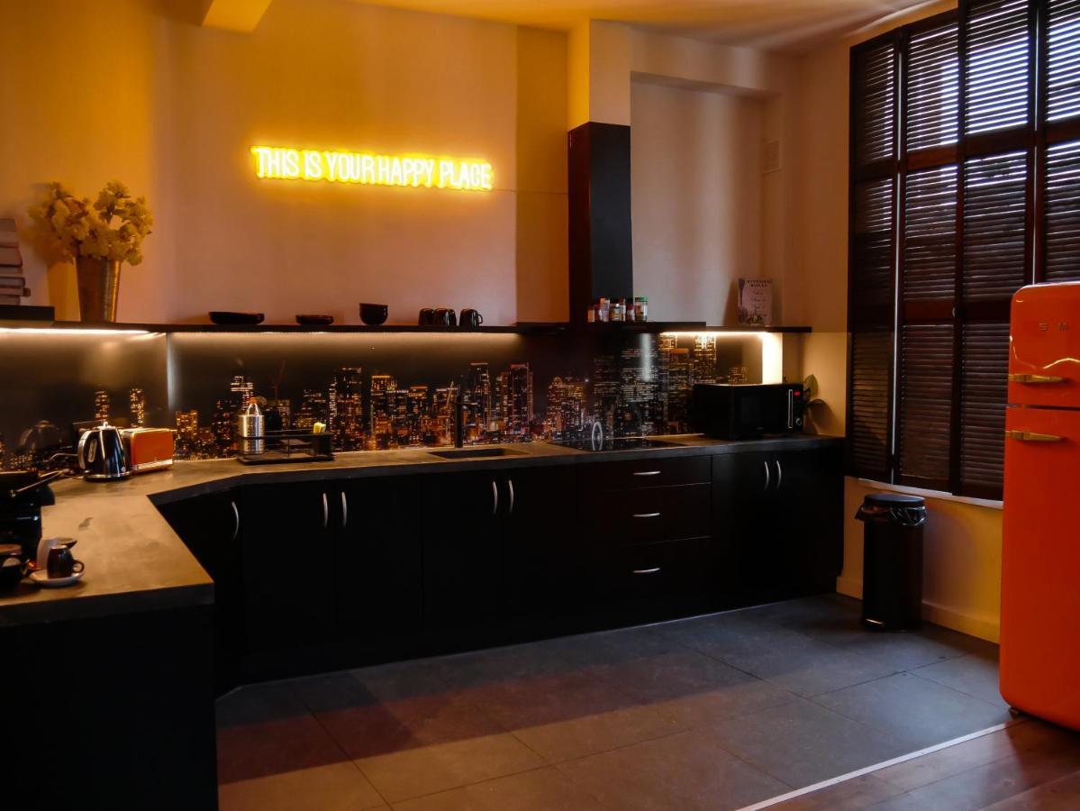 Sleep Inn - Black And Gold Loft Antwerp Cityview Dış mekan fotoğraf